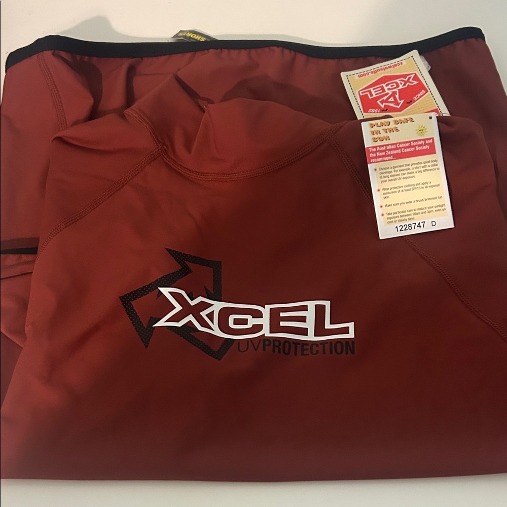 XCEL Women's UV Protection Short Sleeve Tee - Deep Red